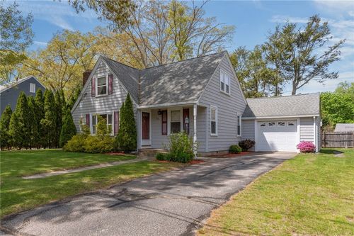25 Tullson Ave, Seekonk, MA, 02771-4815 | Card Image