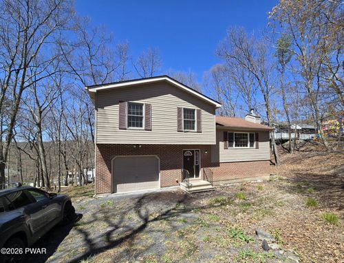 2210 Exeter Ct, Bushkill, PA, 18324-8009 | Card Image