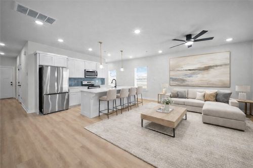 1701 Cuppett Cir, Pea Ridge, AR, 72751-3242 | Card Image