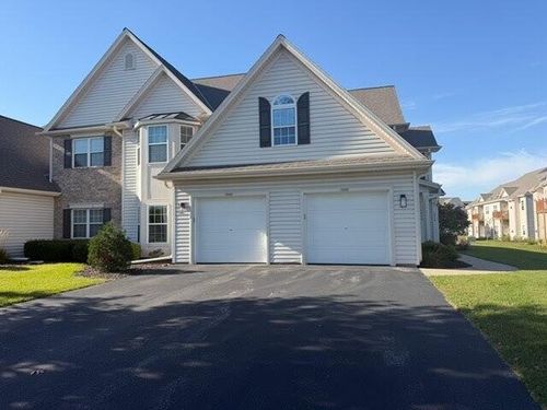 1850 Stoney Ln, Slinger, WI, 53086-9038 | Card Image