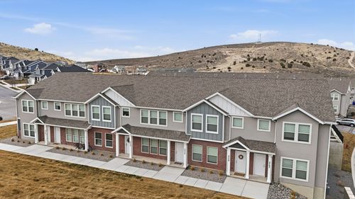 2758 E Riata Aly, Eagle Mountain, UT, 84005-5835 | Card Image