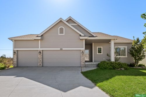 21051 Polk St, Elkhorn, NE, 68022-4091 | Card Image