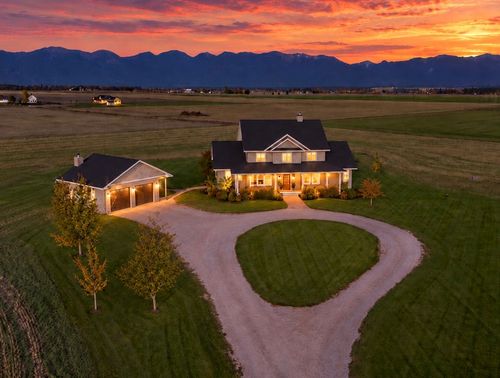 135 Equestrian Ln., Kalispell, MT, 59901 | Card Image