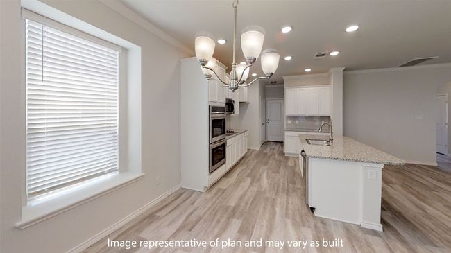 604 Sydney Blvd, House other with 5 bedrooms, 3 bathrooms and 3 parking in Thorndale TX | Image 7