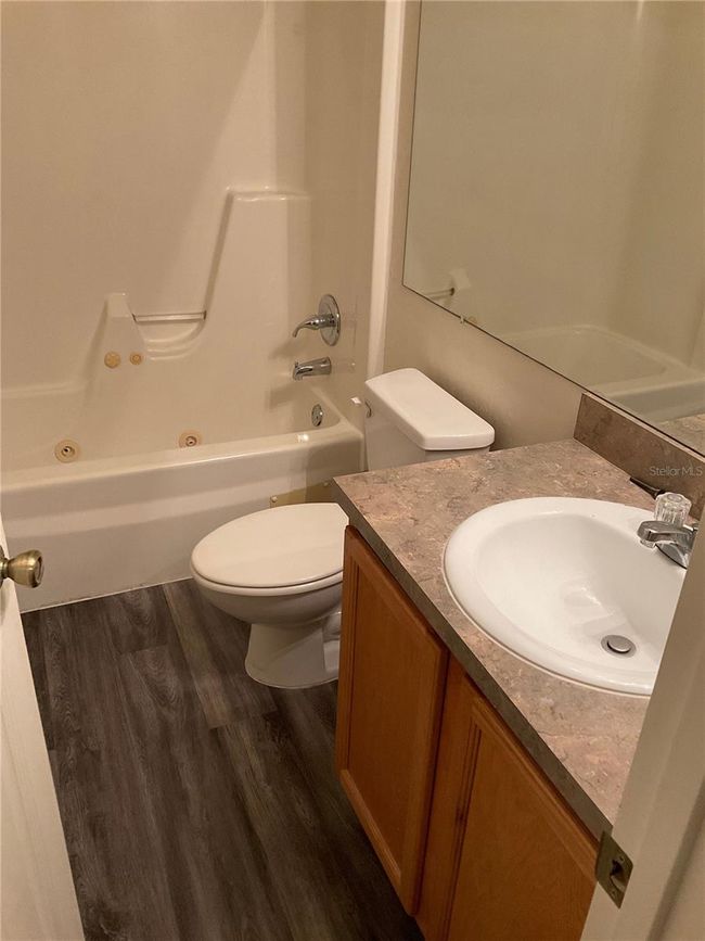 APT-1602 - 3870 Sw 20 Th Ave, Townhouse with 2 bedrooms, 3 bathrooms and null parking in GAINESVILLE FL | Image 15