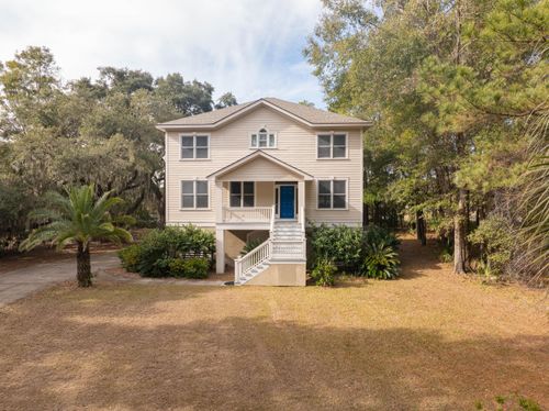 77 Tuscarora Avenue, Beaufort, SC, 29907 | Card Image