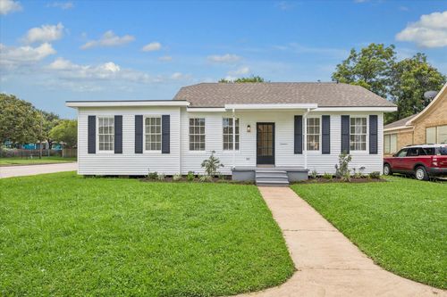 4601 Avenue O 1/2, Galveston, TX, 77551-4937 | Card Image