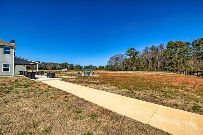 117 Lake Point Dr, House other with 4 bedrooms, 4 bathrooms and 5 parking in Williamson GA | Image 54