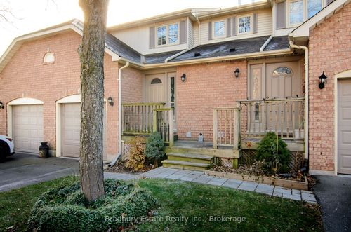 6-79 Braeheid Ave, Hamilton, ON, L8B0C6 | Card Image