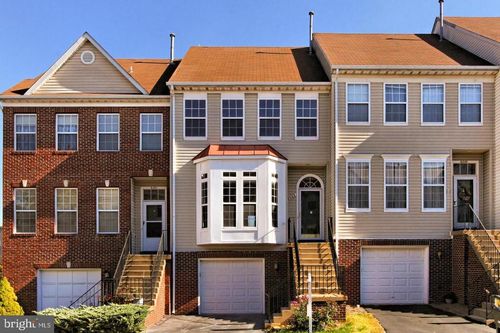 6203 Frosty Winter Ct, CENTREVILLE, VA, 20120-6016 | Card Image
