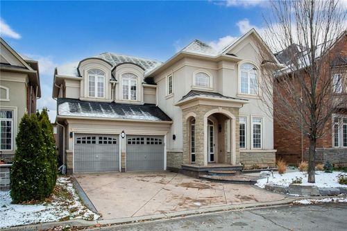 3488 Rebecca St, Oakville, ON, L6L6X9 | Card Image