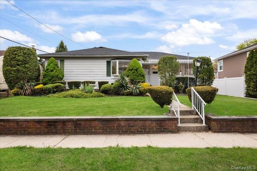 3704 Locust Avenue, Hempstead, NY, 11783 | Card Image