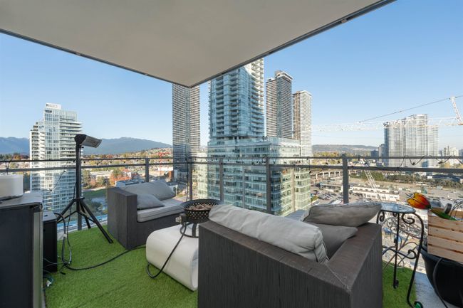 1804 - 2085 Skyline Court, Condo with 2 bedrooms, 2 bathrooms and 1 parking in Burnaby BC | Image 25