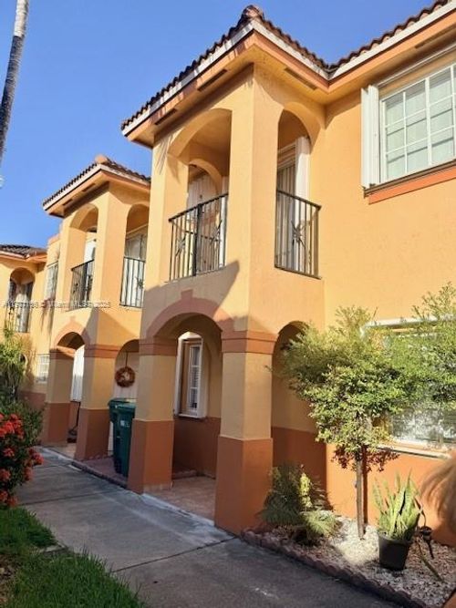 10662-10662 Nw 87th Ct, Hialeah Gardens, FL, 33018-4605 | Card Image