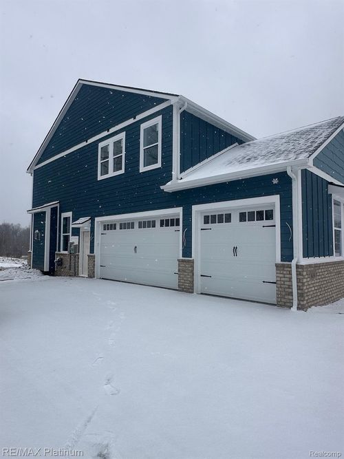 3659 Outback Trl, Pinckney, MI, 48169-8096 | Card Image