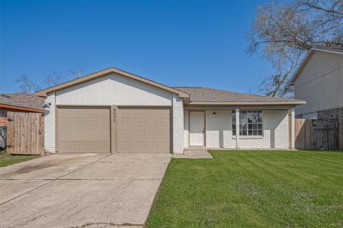 8630 Valley Meadow Dr, Houston, TX, 77078-3700 | Card Image