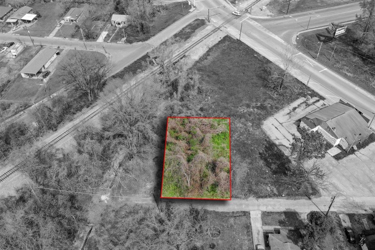 Land in Memphis 3