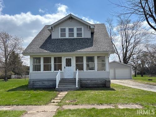 315 W Union St, Goodland, IN, 47948-8001 | Card Image