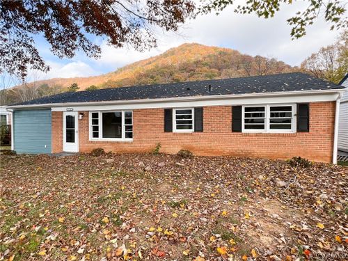 1126 Anderson St, Glasgow, VA, 24555-2403 | Card Image