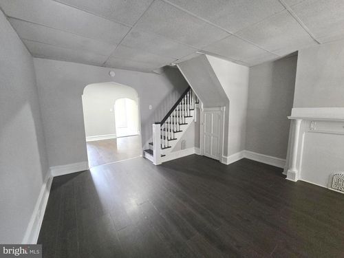 4528 N 16th St, PHILADELPHIA, PA, 19140-1111 | Card Image