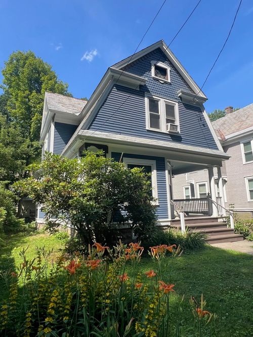 157 Pine St, Brattleboro, VT, 05301-6497 | Card Image