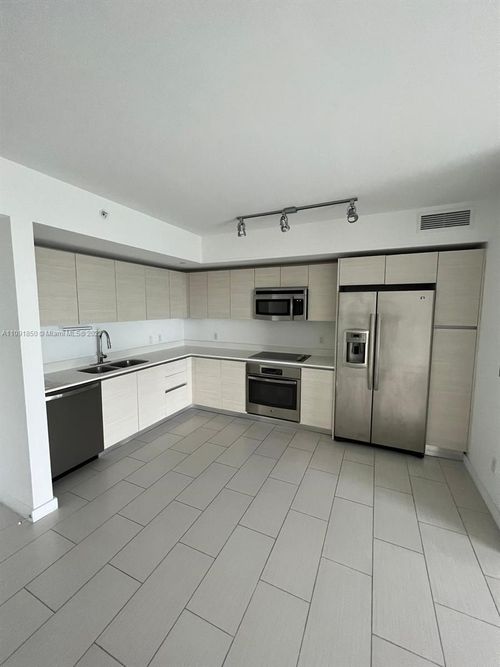 apt-1505-4250 Biscayne Blvd, Miami, FL, 33137-3283 | Card Image