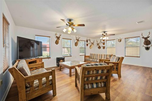 1290 County Road 145, Alvin, TX, 77511-7756 | Card Image