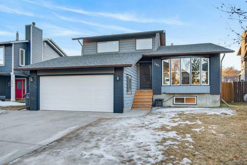 303 Woodside Pl, Okotoks, AB, T1S1L9 | Card Image