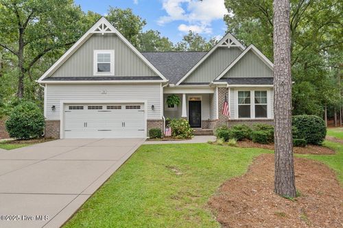 70 Spring Lake Dr, Pinehurst, NC, 28374-7081 | Card Image