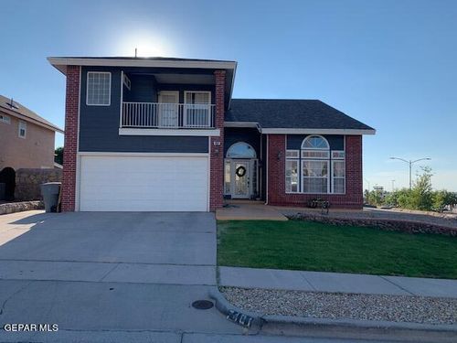 7401 Plaza Taurina Dr, El Paso, TX, 79912-8403 | Card Image