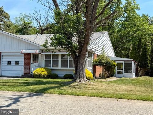 b-16 Franklin Ln, Whiting, NJ, 08759 | Card Image