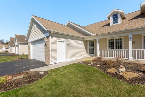 8905 N Clearwater Drive, Zeeland, MI, 49464 | Card Image