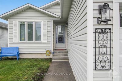 64 Dunham St, House other with 3 bedrooms, 1 bathrooms and 3 parking in Carleton Place ON | Image 2