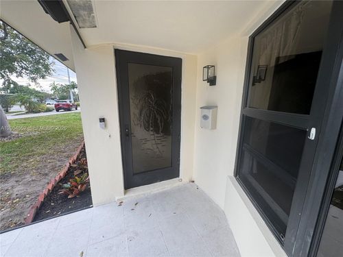 1109 Se 10th St, Deerfield Beach, FL, 33441-5721 | Card Image