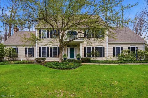 7730 Brayton Trl, Chagrin Falls, OH, 44023-6300 | Card Image