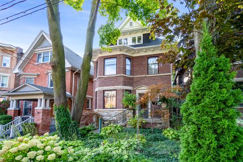 40 Admiral Rd, Toronto, ON, M5R2L5 | Card Image