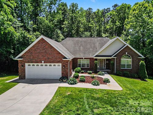 1436 20th Avenue Pl Ne, Hickory, NC, 28601-1696 | Card Image