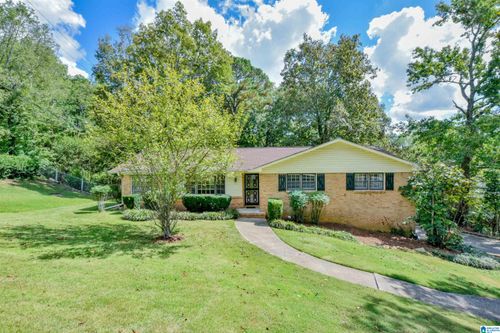 2419 Gawain Dr, HOOVER, AL, 35226-2937 | Card Image