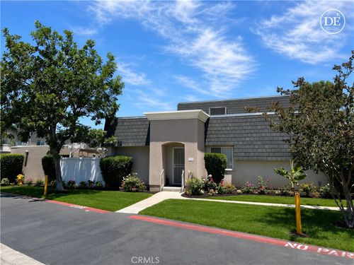 1-19242 Hamlin St, Reseda, CA, 91335-7824 | Card Image