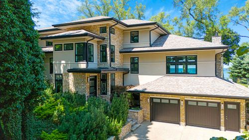 11869 Marquette Dr, New Buffalo, MI, 49117-9220 | Card Image