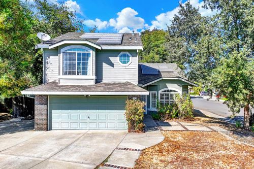 2 King Place, Woodland, CA, 95695 | Card Image