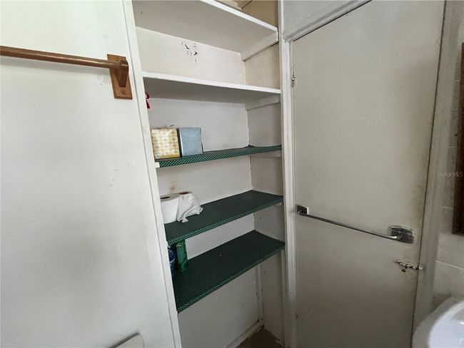 bath storage | Image 22