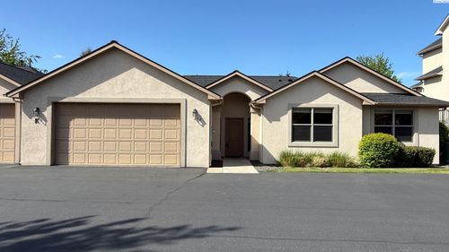 3710 W Canyon Lakes Dr, Kennewick, WA, 99337-2764 | Card Image