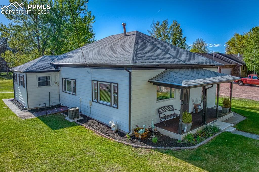 Greydene Ave, Canon City, CO 81212