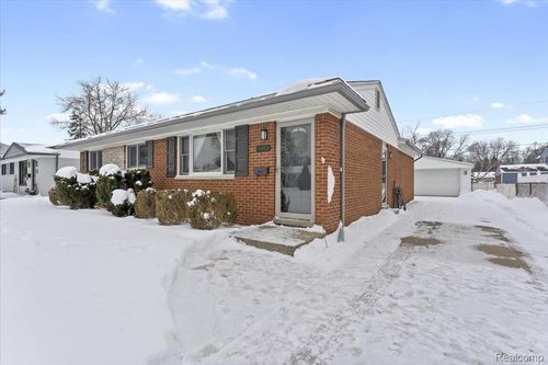 11463 Morgan Ave, Plymouth, MI, 48170-4436 | Card Image
