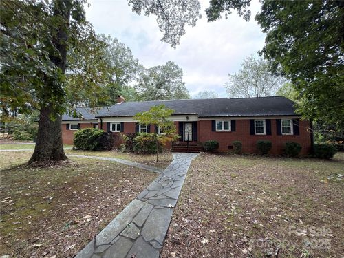 108 Pinehurst Ln, Newton, NC, 28658-3617 | Card Image