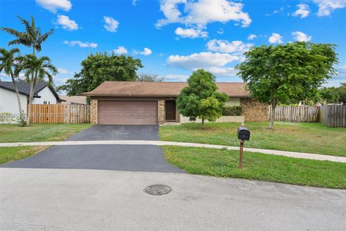 4264 Nw 95th Ter, Sunrise, FL, 33351-7656 | Card Image