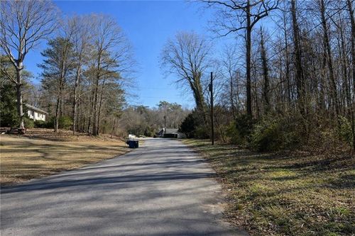 592 Newlin Ct, Lawrenceville, GA, 30046-6241 | Card Image