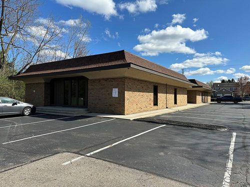 1198 Old Henderson Rd, Columbus, OH, 43220-3661 | Card Image