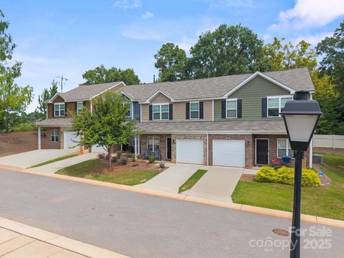 7444 Sienna Heights Pl, Charlotte, NC, 28213-3168 | Card Image